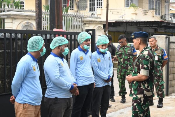 Danlanud Supadio Tinjau Dapur SPPG, Pastikan Ribuan Porsi MBG Siap Didistribusikan