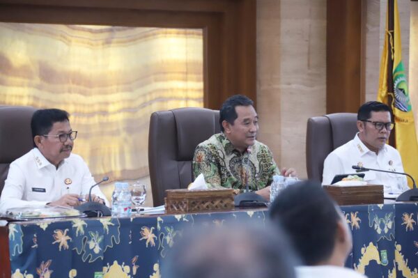Perkuat Keamanan Wilayah, Dirjen Polpum Kemendagri Sampaikan Arahan Mendagri kepada Forkopimda Kota Tangerang