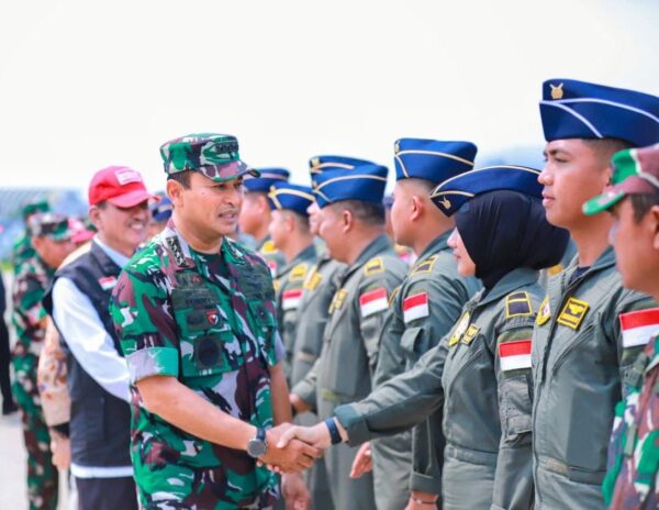 KASAU Sambut Satgas Garuda Merah Putih-II