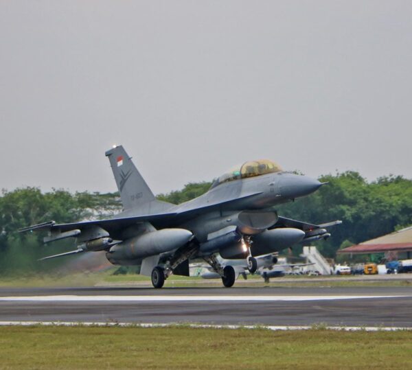Latma Cope West 2025, F-16 TNI AU dan F-15 USAF Lancarkan Serangan Udara Presisi