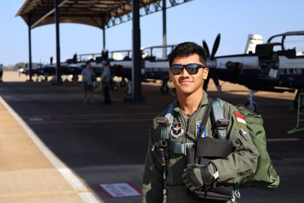Perwira TNI AU Sukses Selesaikan Pendidikan Penerbang di Columbus Air Force Base, Amerika Serikat