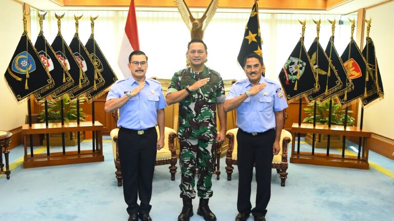 KASAU Pimpin Sertijab Ketua Umum Yayasan Adi Upaya
