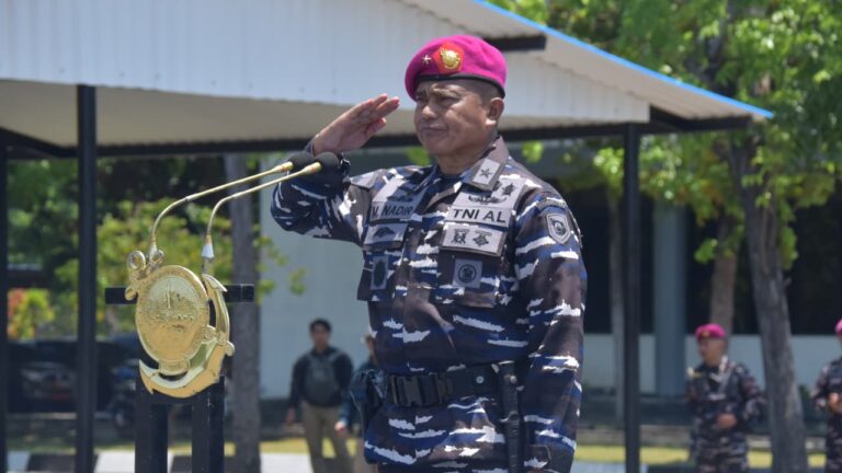 Kas Kormar Pimpin Apel Gelar Riksiaplat Korps Marinir dan Apel Kesiapan Pasukan Upacara HUT Ke-80 TNI TA 2025 Pasmar 2
