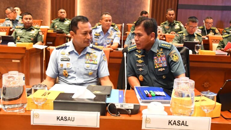 KASAU Hadiri Raker Komisi I DPR RI Bahas Penyesuaian RKA-KL Kemhan TA 2026