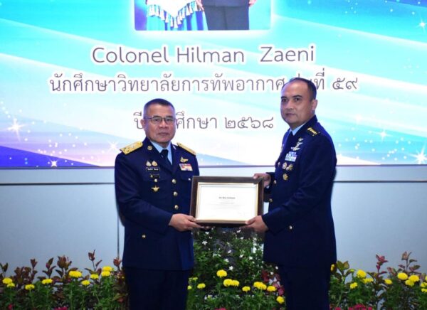 Pamen TNI AU Selesaikan Pendidikan di Royal Thai Air Force Air War College Thailand