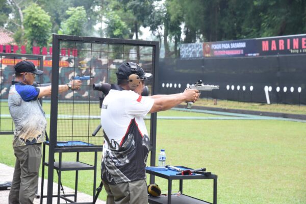 Pangkormar Sabet Juara 1 Eksebisi Pistol Eksekutif Panglima TNI CUP 2025