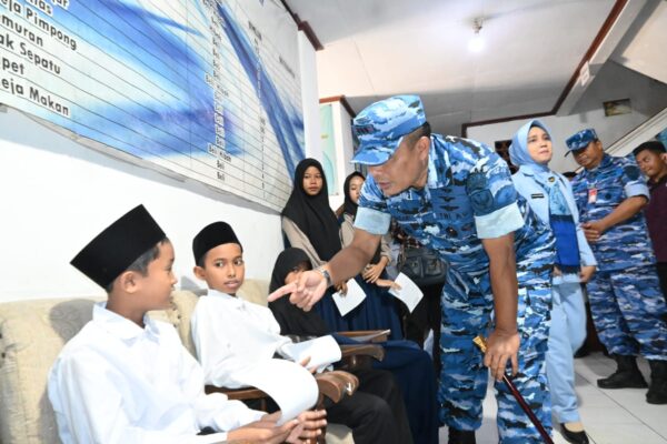 Bakti Teritorial Prima, Lanud Adi Soemarmo Gelar Bakti Kesehatan dan Pembagian Sembako