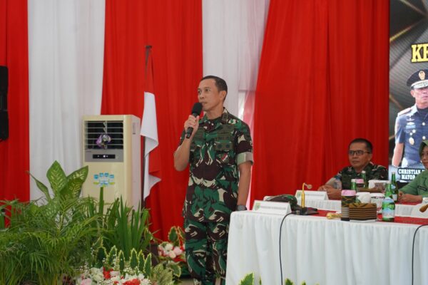 Pangdam XVIII/Kasuari Tekankan Prajurit Kodim Manokwari Harus Dekat dan Bermanfaat bagi Masyarakat