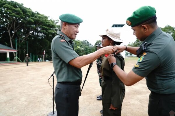 TNI Perkuat Karakter Generasi Muda SMK Melalui KKRI di Jayapura