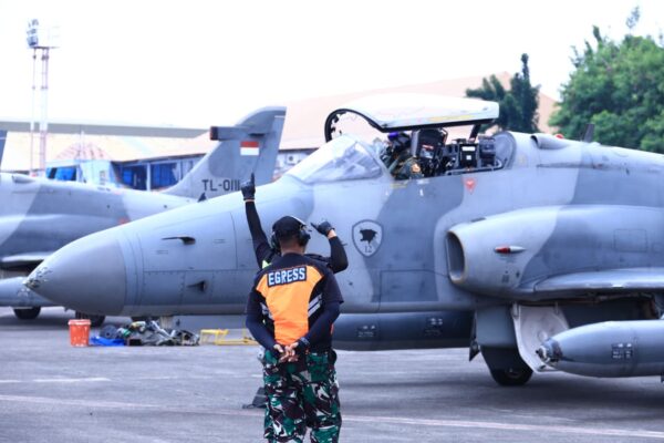Sejumlah Pesawat TNI AU Dikerahkan Jelang Demo Udara HUT ke-80 TNI