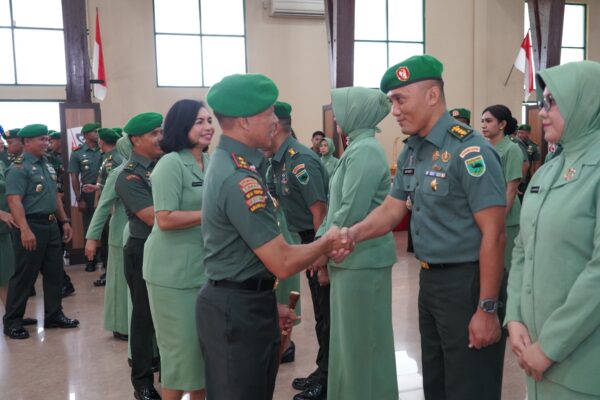Pangdam Kasuari Pimpin Laporan Korps Kenaikan Pangkat 1.032 Personel Kodam Periode 1 Oktober 2025