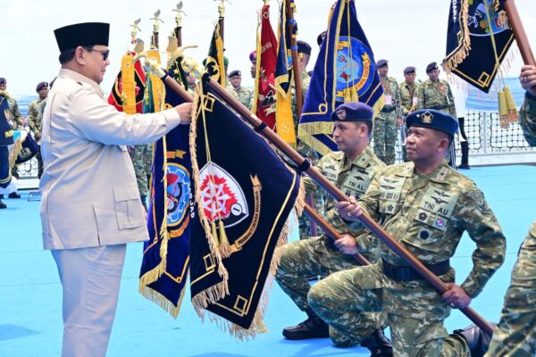 Empat Satuan TNI AU Terima Tanda Kehormatan Samkarya Nugraha dari Presiden RI