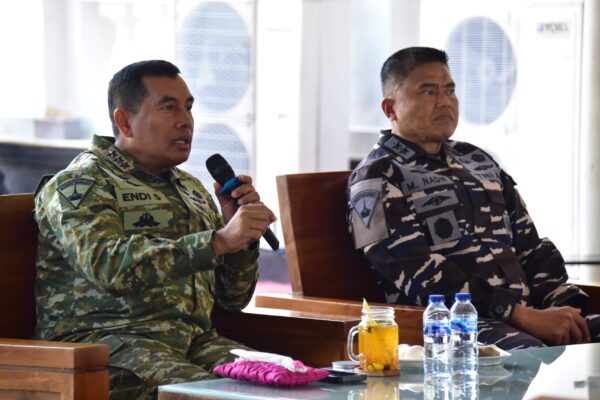 Pangkormar Teguhkan Arah Juang Korps Marinir melalui Temu Pagi