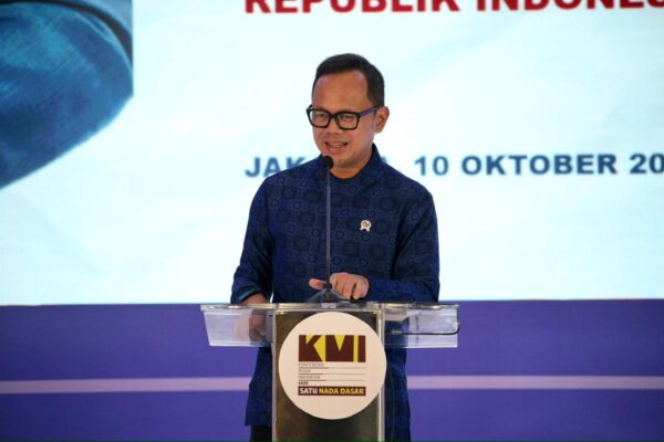 Wamendagri Bima Dorong Pemda Pertimbangkan Potensi Industri Musik sebagai Peningkat PAD