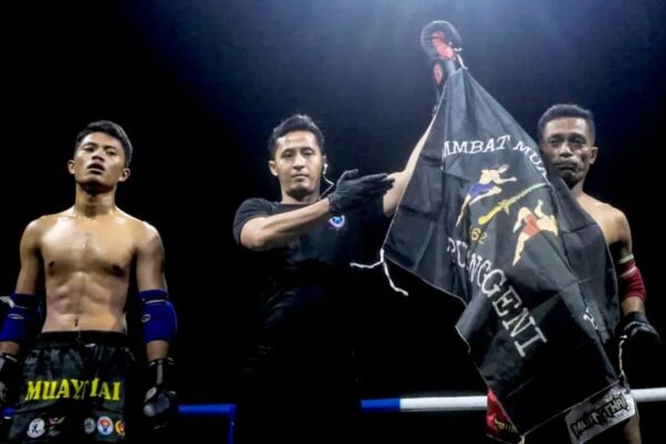Atlet Muaythai Yonko 462 Korpasgat Raih Medali Emas di AWMI Super Fight 2025