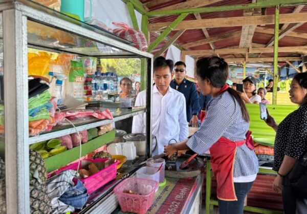 Dari Pantai Natsepa, Wapres Apresiasi Peran Perempuan dalam Merawat Tradisi Kuliner Nusantara
