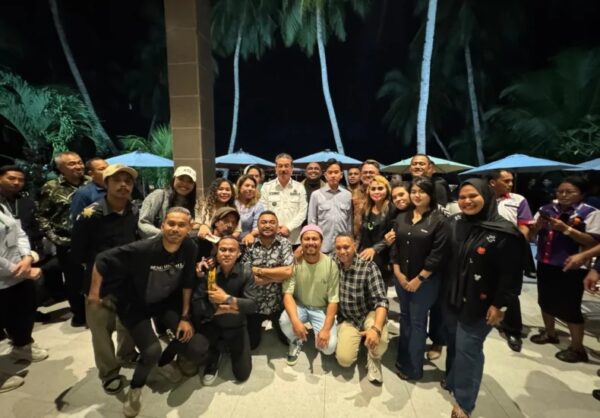 Wapres Gibran Santap Malam Bersama Komunitas Musik dan Tokoh Gereja Ambon