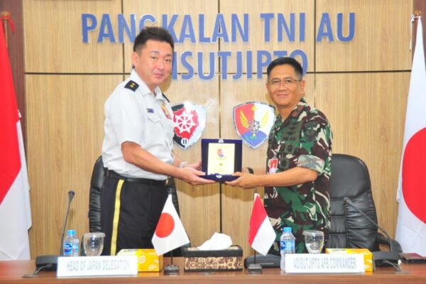 Lanud Adisutjipto Terima Kunjungan Delegasi Sasakawa Peace Foundation, Kenalkan Satuan Pendidik dan Pencetak Penerbang TNI AU