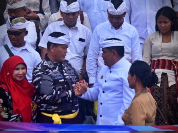 Tingkatkan Iman dan Pengabdian Prajurit Jalasena TNI AL Gelar Tirtayatra Rohani Hindu Tahun 2025 di Bali