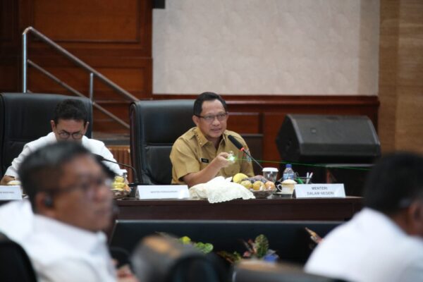 Mendagri Minta Pemda Optimalkan Tujuh Kanal Penyaluran Beras SPHP