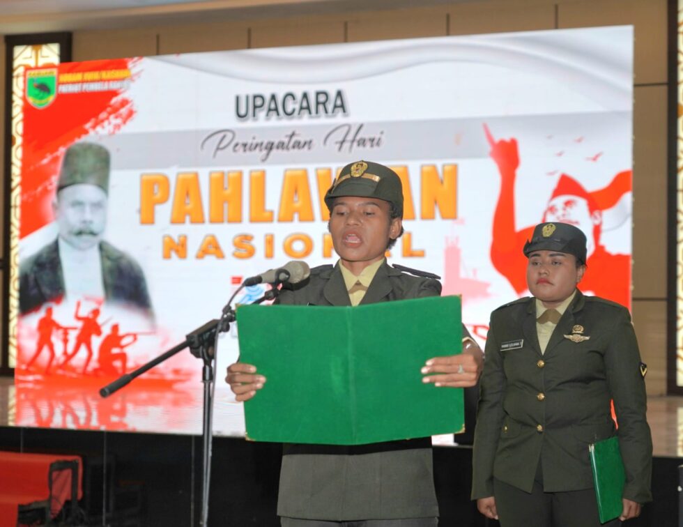 Kasdam Kasuari Pimpin Upacara Hari Pahlawan “Kemerdekaan Tak Jatuh dari Langit, Tapi Lahir dari Keikhlasan dan Keberanian”
