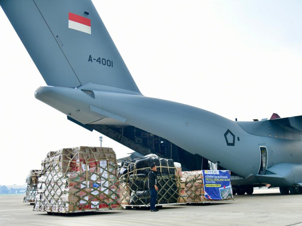 A-400M TNI AU Kembali Terbangkan Bantuan ke Aceh