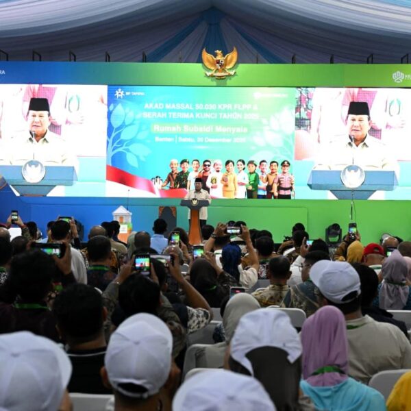 Di Akad Massal KPR FLPP, Presiden Prabowo Doakan Korban Bencana Sumatra