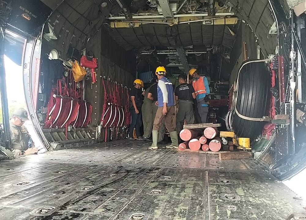 Misi Percepatan Pemulihan Listrik, TNI AU Angkut Logistik PLN ke Bener Meriah