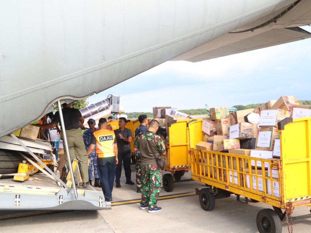 Peduli Bencana Sumatera, Lanud I Gusti Ngurah Rai Kirim 3 Ton Bantuan Kemanusiaan