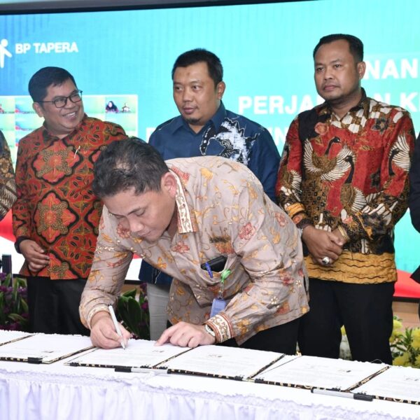 Hadiri Penandatanganan Kerja Sama BP Tapera, Menteri Ara Dorong FLPP 2026 Lampaui Target