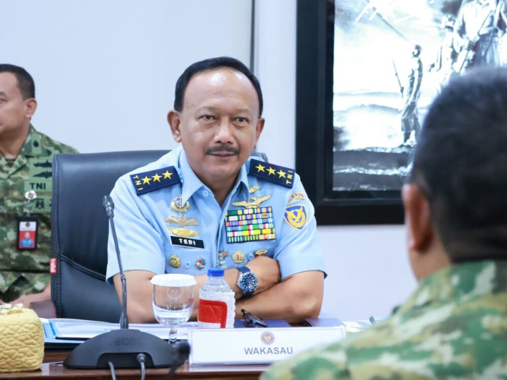 Wakasau Hadiri Rapat Pembangunan Infrastruktur Pangkalan dan Penyiapan Penerbang yang Dipimpin Wamenhan RI