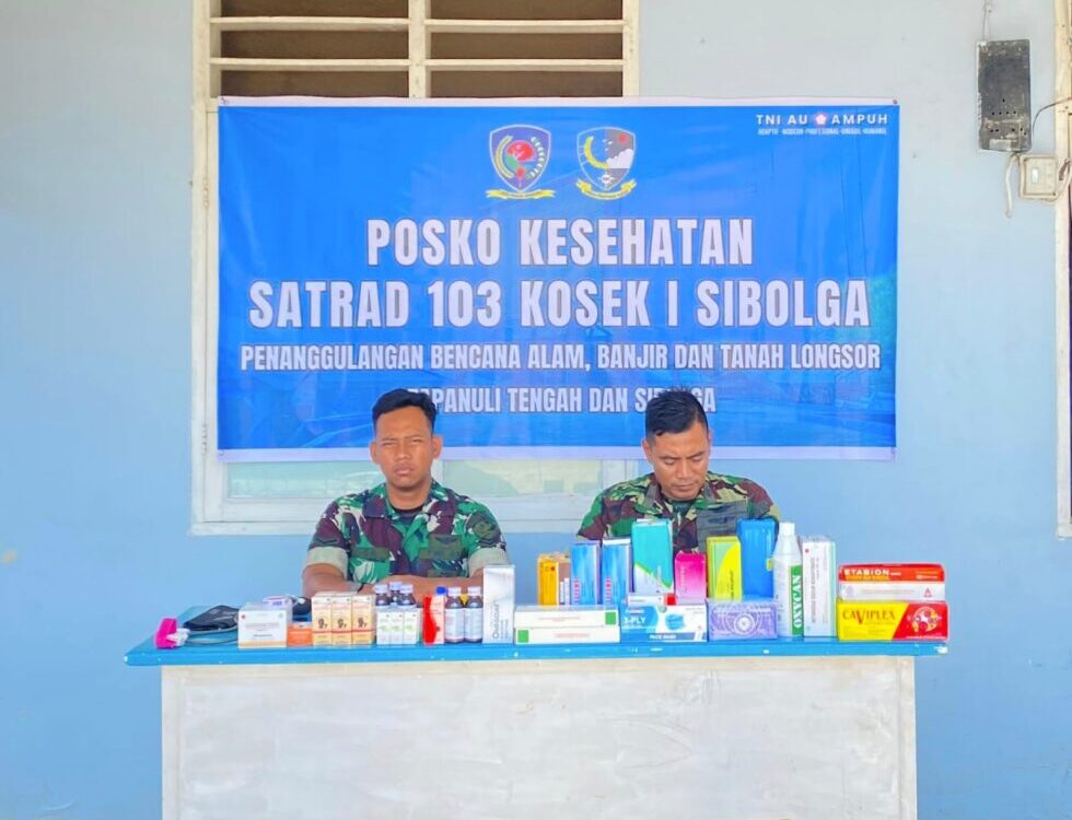 TNI AU Terus Layani Kesehatan Warga Pascabencana melalui Posko Kesehatan Satrad 103 Kosek I Sibolga