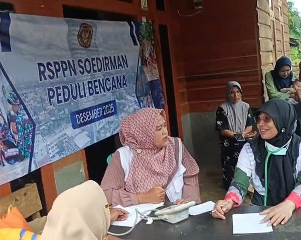 Koramil 05/Linge Dampingi Tim Kesehatan Kemenhan Layani Pengungsi di Aceh Tengah
