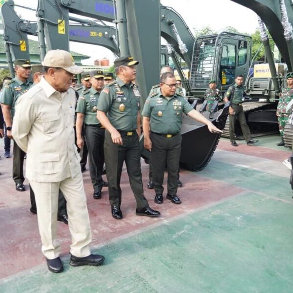 KASAD: Alat Berat Jadi Kunci Percepatan Pemulihan Bencana di Sumatera