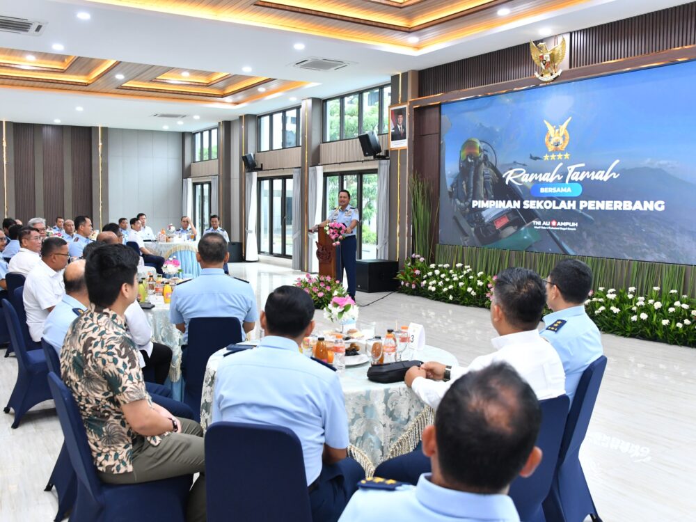 TNI AU Gandeng Sekolah Penerbangan Siapkan Calon Penerbang Andal