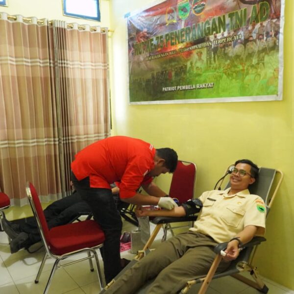 Pendam Kasuari Gelar Donor Darah Sambut HUT ke-75 Penerangan TNI AD: Peduli Kemanusiaan, Setetes Darah untuk Sesama