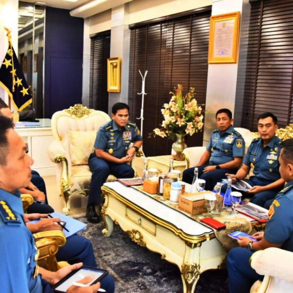KASAL Terima Audiensi Kaprodi FTTP Unhan RI di Wisma Elang Laut