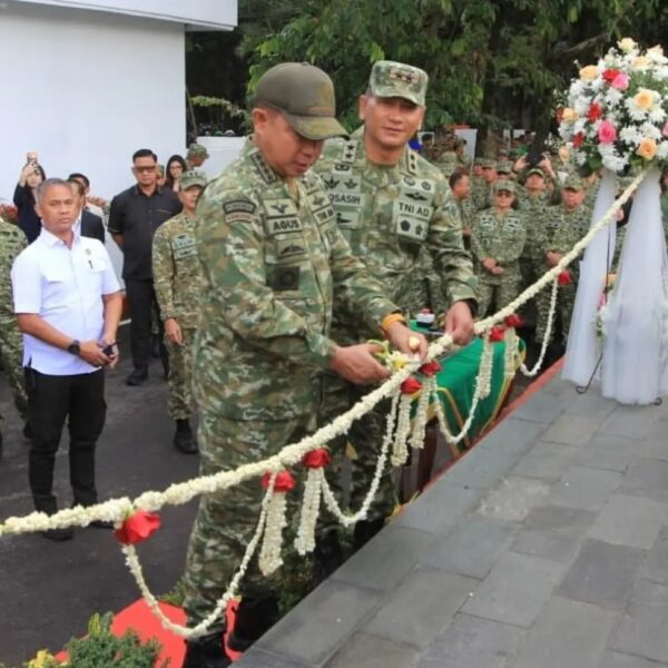 Panglima TNI Resmikan Lapangan Serbaguna di Mako Kodam III/Siliwangi