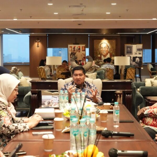 Menteri PKP Dorong Penanganan Kawasan Kumuh Terpadu di Papua Barat Daya