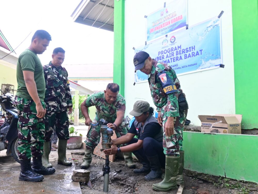 Lanud Sutan Sjahrir Bangun Sumur Bor Penuhi Kebutuhan Air Bersih Pascabencana di MIN 3 Padang