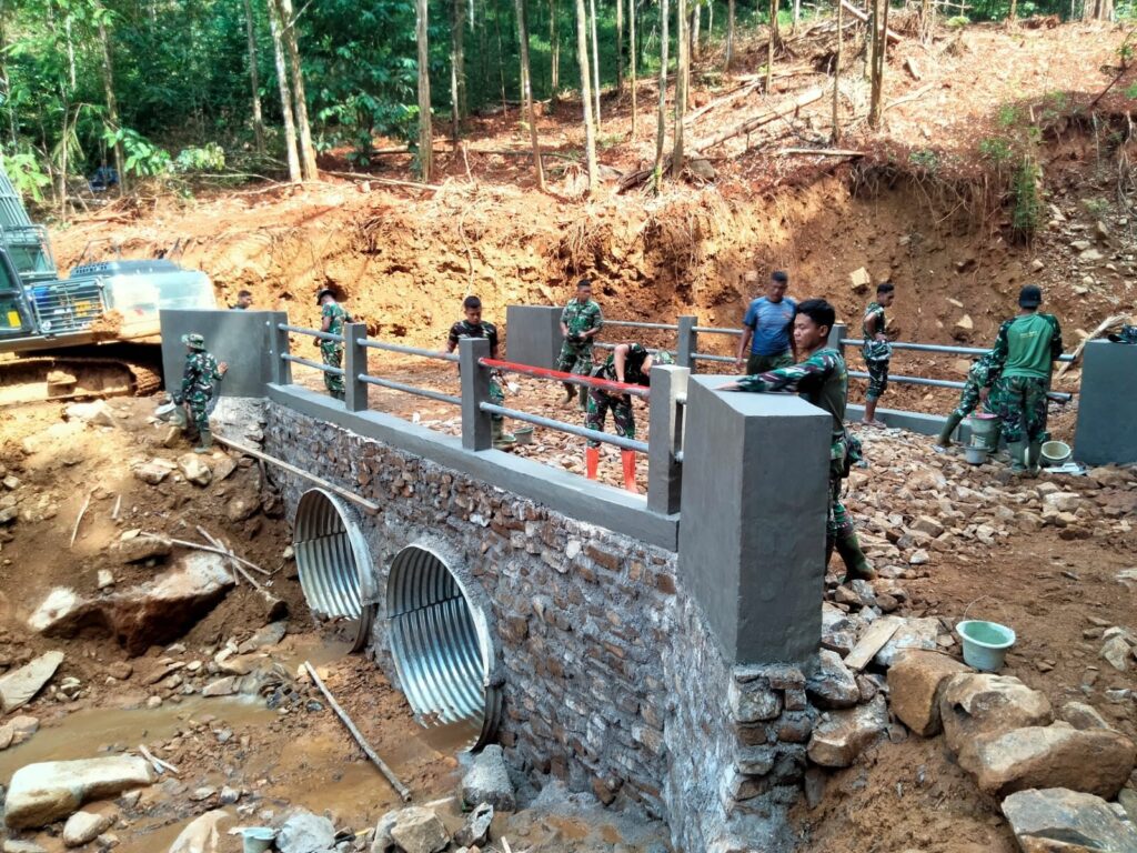 Jembatan Armco Titik Kedua Rampung, Bukti Komitmen Kodam I/BB Pulihkan Infrastruktur