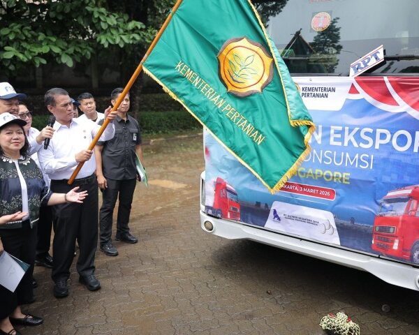 Perluas Ekspansi Global, Mentan Amran Lepas Ekspor Produk Unggas Senilai Rp18,2 Miliar