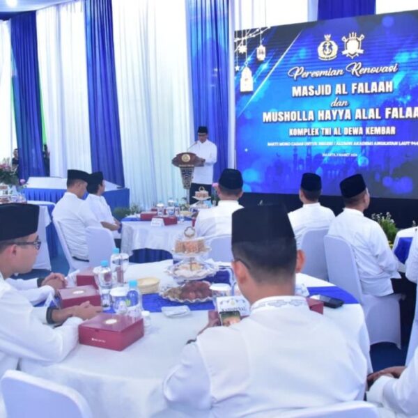 Sentuhan Spiritual Prajurit: KASAL Resmikan Renovasi Masjid Al Falaah di Jakarta Utara