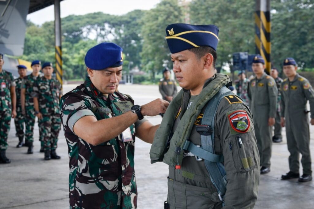 Mayor Pnb Yerick Ardyan Finandhita Raih 2.000 Jam Terbang Pesawat Tempur T-50i Golden Eagle