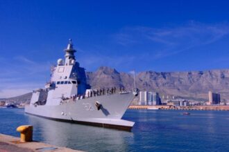 Misi Diplomasi di Ujung Afrika, KRI Prabu Siliwangi-321 Sandar di Cape Town