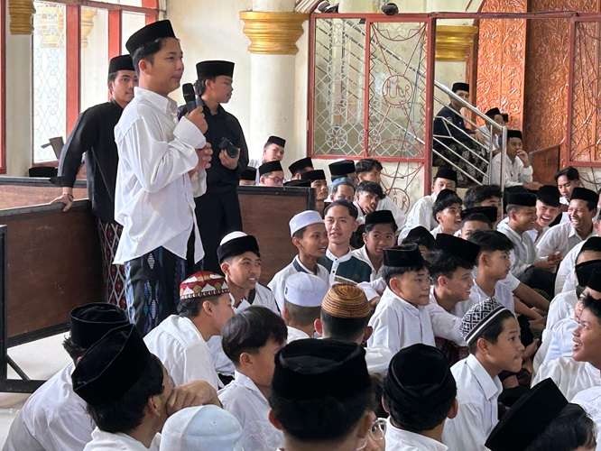 Lindungi Generasi Muda, Pemerintah Resmi Batasi Akses Media Sosial bagi Anak Mulai Maret 2026 Lindungi Generasi Muda, Pemerintah Resmi Batasi Akses Media Sosial bagi Anak Mulai Maret 2026