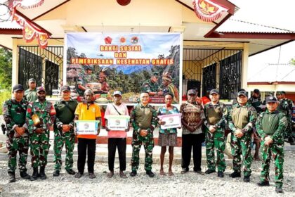 Tingkatkan Kesejahteraan Masyarakat Pedalaman, Koops TNI Papua Gelar Bakti Sosial di Kampung Iwaka