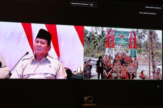 Dialog Hangat dari Hambalang, Presiden Prabowo Beri Beasiswa Kedokteran Saat Resmikan 218 Jembatan