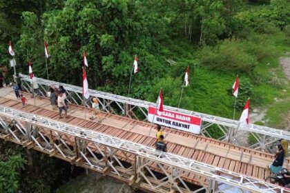 Dialog Berani Yamisa Zebua: Dari Jembatan Nias Selatan hingga Harapan Makan Bergizi Gratis