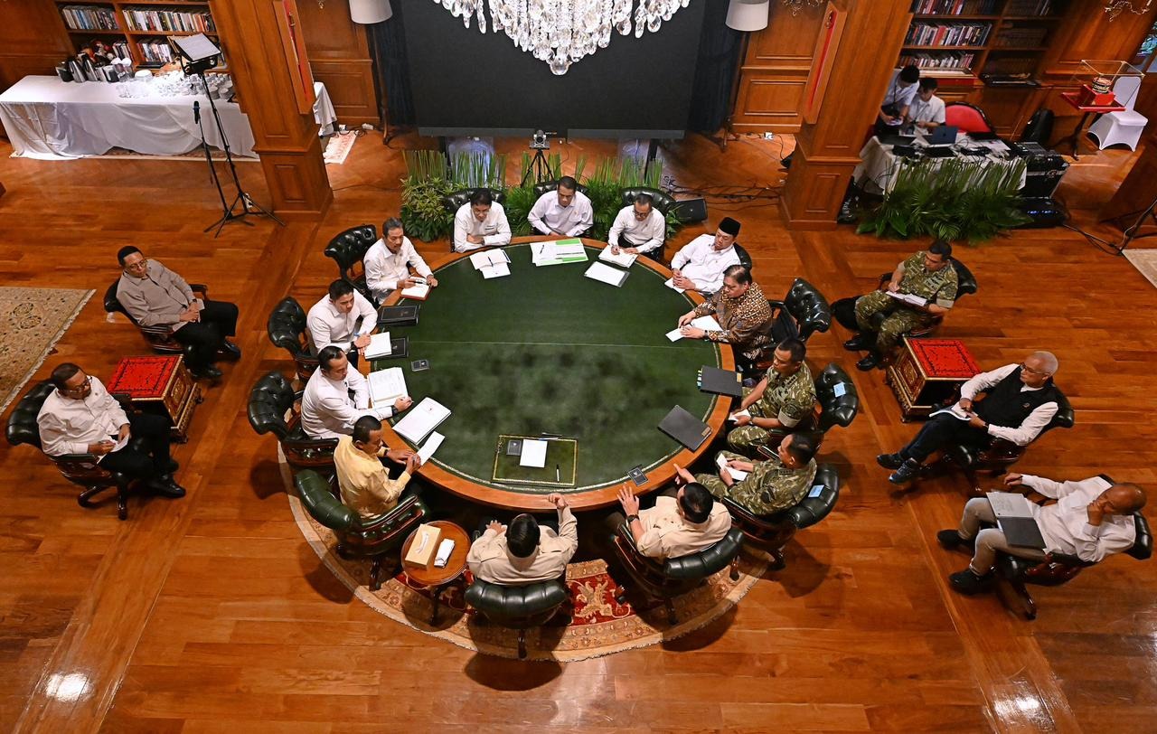 Matangkan Strategi Swasembada dan Kesiapan Lebaran, Presiden Prabowo Kumpulkan Menteri di Hambalang